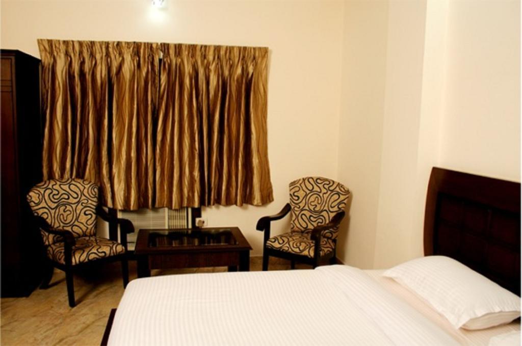 Hotel Jasmine Haridwār Extérieur photo
