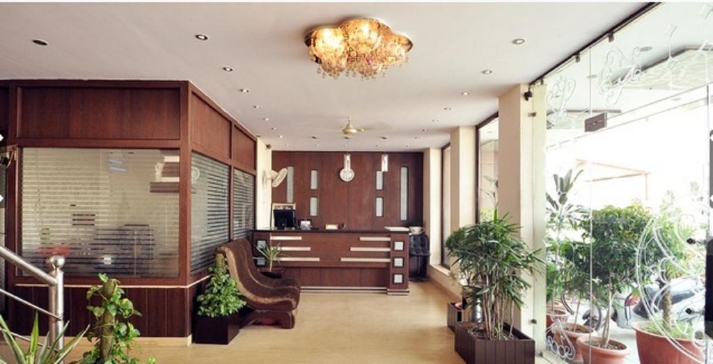 Hotel Jasmine Haridwār Extérieur photo