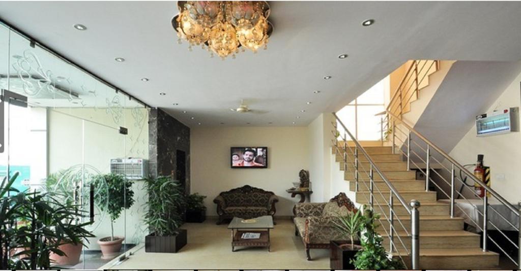 Hotel Jasmine Haridwār Extérieur photo
