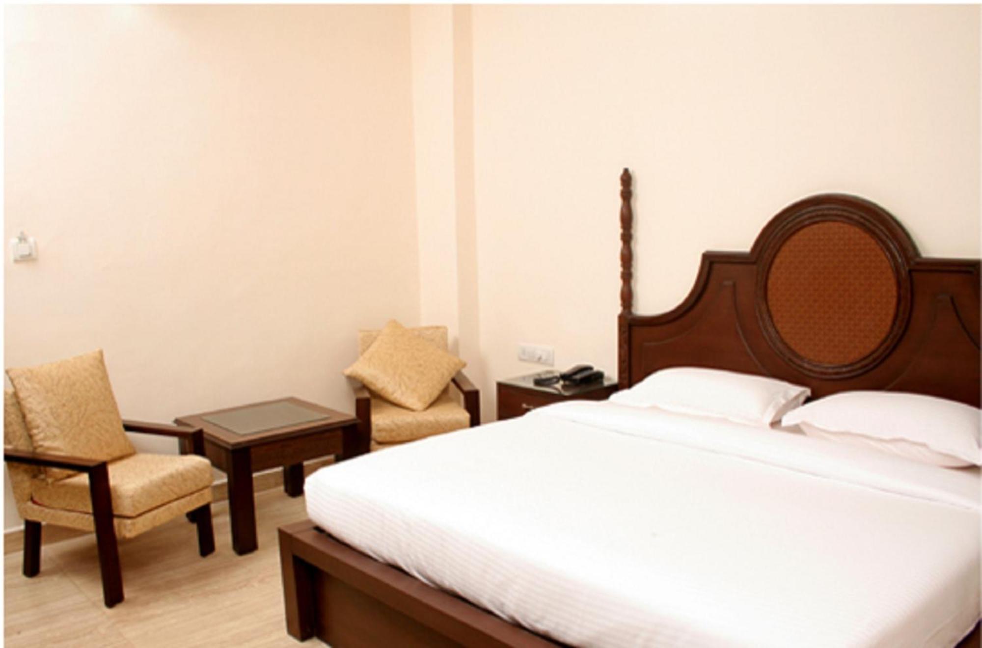 Hotel Jasmine Haridwār Extérieur photo